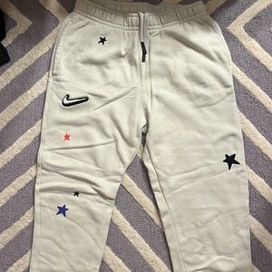Nike Sportswear Joggers!